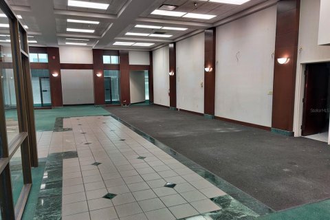 Снять в аренду коммерческую недвижимость в Дейтона-Бич, Флорида 526.94м2, № 213789 - фото 17