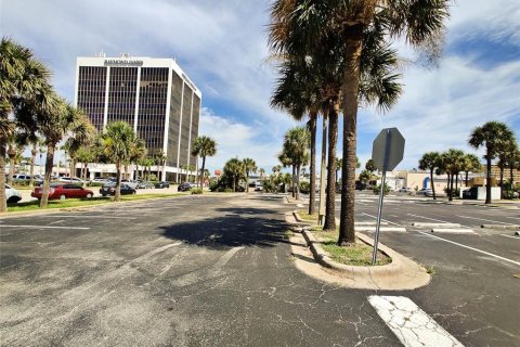 Commercial property in Daytona Beach, Florida 526.94 sq.m. № 213789 - photo 7