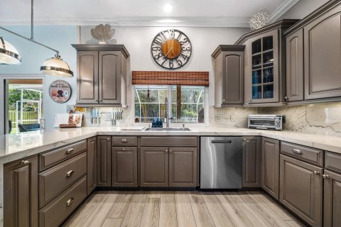 Купить виллу или дом в Юпитер, Флорида 11 комнат, 216.09м2, № 2153620 - фото 15
