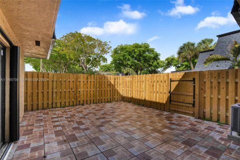 Condominio en venta en Miami, Florida, 2 dormitorios, 120.96 m2 № 2091323 - foto 5