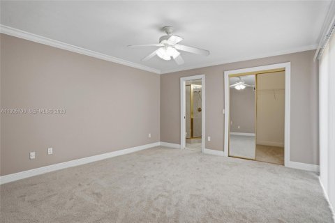 Condominio en venta en Miami, Florida, 2 dormitorios, 120.96 m2 № 2091323 - foto 19