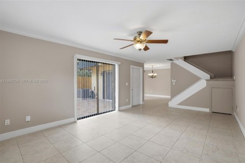Condominio en venta en Miami, Florida, 2 dormitorios, 120.96 m2 № 2091323 - foto 6