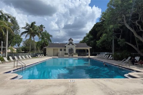 Townhouse in Tamarac, Florida 1 bedroom, 87.79 sq.m. № 1896558 - photo 19