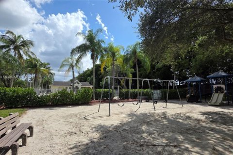 Townhouse in Tamarac, Florida 1 bedroom, 87.79 sq.m. № 1896558 - photo 25