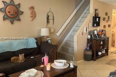 Townhouse in Tamarac, Florida 1 bedroom, 87.79 sq.m. № 1896558 - photo 5