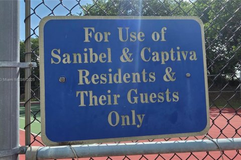 Townhouse in Tamarac, Florida 1 bedroom, 87.79 sq.m. № 1896558 - photo 21