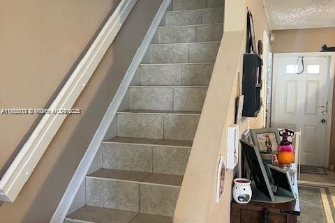 Townhouse in Tamarac, Florida 1 bedroom, 87.79 sq.m. № 1896558 - photo 9