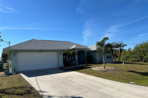 Villa ou maison à vendre à Port Charlotte, Floride: 4 chambres, 213.68 m2 № 2199312 - photo 2