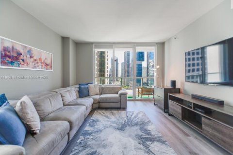 Condo in Miami, Florida, 2 bedrooms  № 1877691 - photo 2