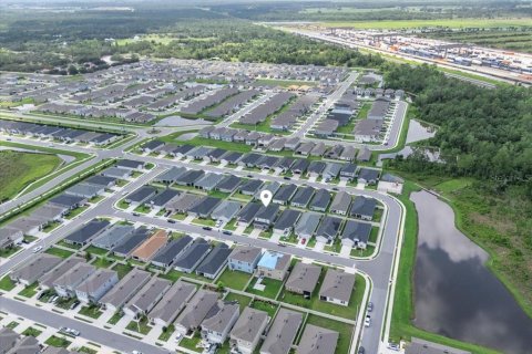 Купить виллу или дом в Уинтер-Хейвен, Флорида 11 комнат, 250.93м2, № 1761118 - фото 2