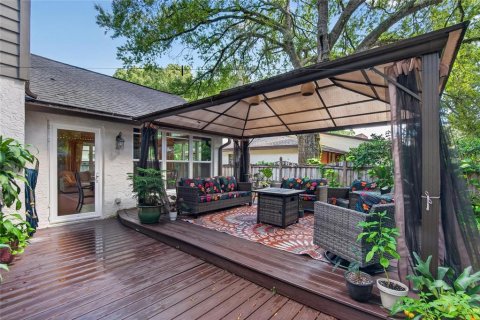 Villa ou maison à vendre à Tampa, Floride: 3 chambres, 176.51 m2 № 2418334 - photo 27
