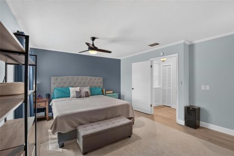 Villa ou maison à vendre à Tampa, Floride: 3 chambres, 176.51 m2 № 2418334 - photo 13