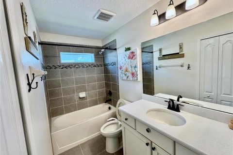 Villa ou maison à louer à Leesburg, Floride: 3 chambres, 157.84 m2 № 2094364 - photo 15