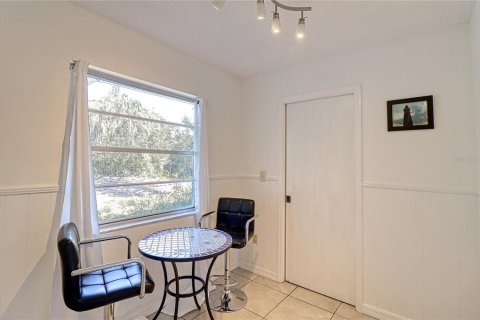 House in Englewood, Florida 2 bedrooms, 112.5 sq.m. № 1903842 - photo 21