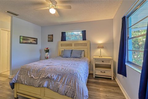 House in Englewood, Florida 2 bedrooms, 112.5 sq.m. № 1903842 - photo 28