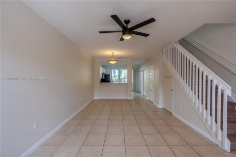 Adosado en venta en Plantation, Florida, 2 dormitorios, 118.91 m2 № 1997691 - foto 10
