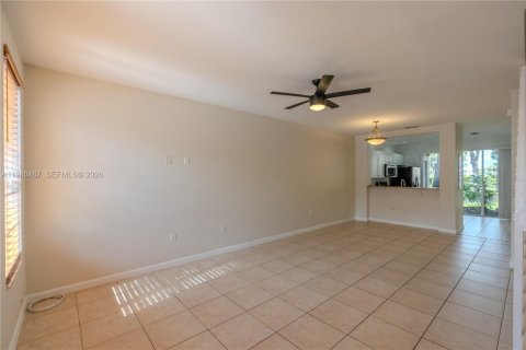 Adosado en venta en Plantation, Florida, 2 dormitorios, 118.91 m2 № 1997691 - foto 8