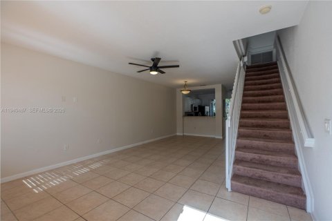 Adosado en venta en Plantation, Florida, 2 dormitorios, 118.91 m2 № 1997691 - foto 7