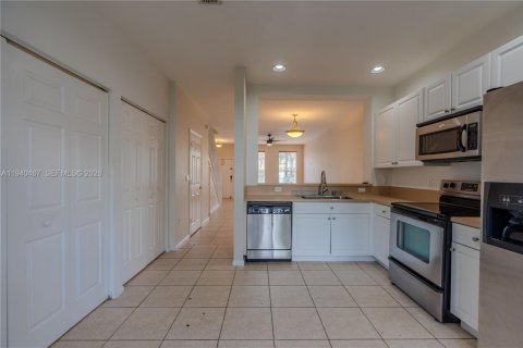 Adosado en venta en Plantation, Florida, 2 dormitorios, 118.91 m2 № 1997691 - foto 15