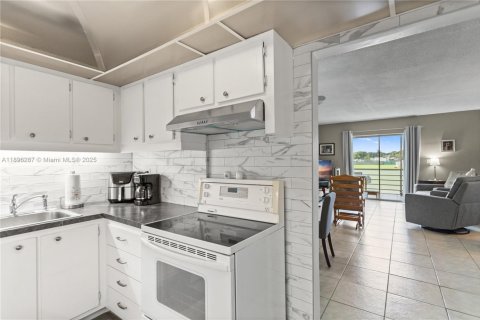 Condominio en venta en Miami, Florida, 1 dormitorio, 82.03 m2 № 2015305 - foto 3