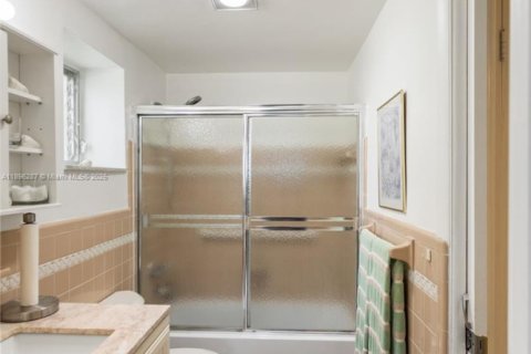 Condominio en venta en Miami, Florida, 1 dormitorio, 82.03 m2 № 2015305 - foto 25