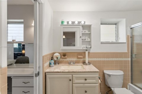 Condominio en venta en Miami, Florida, 1 dormitorio, 82.03 m2 № 2015305 - foto 27