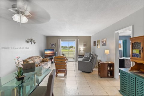 Condominio en venta en Miami, Florida, 1 dormitorio, 82.03 m2 № 2015305 - foto 9