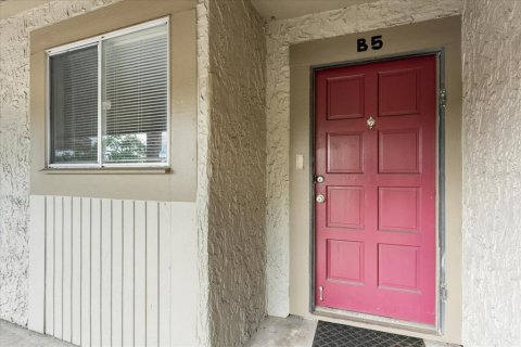 Condo in Tampa, Florida, 2 bedrooms  № 2233823 - photo 3