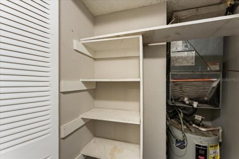 Condo in Tampa, Florida, 2 bedrooms  № 2233823 - photo 17