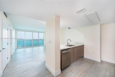 Condominio en venta en Miami, Florida, 2 dormitorios, 106.09 m2 № 2186032 - foto 3