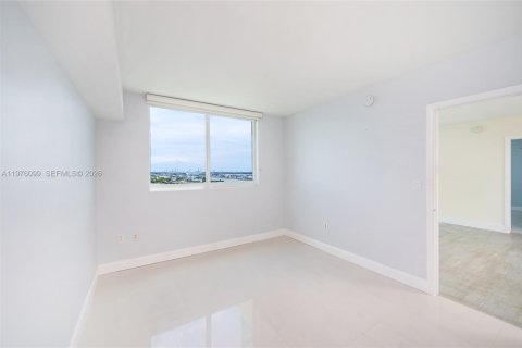 Condominio en venta en Miami, Florida, 2 dormitorios, 106.09 m2 № 2186032 - foto 23