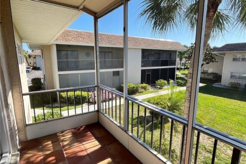 Condo à Bradenton, Floride, 2 chambres  № 2148458