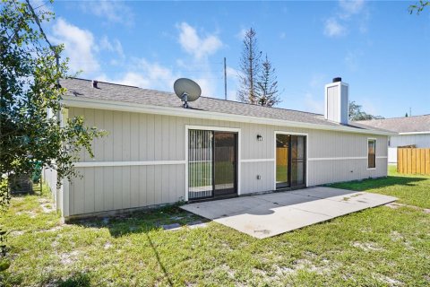 House in Deltona, Florida 3 bedrooms, 110.93 sq.m. № 2396382 - photo 27