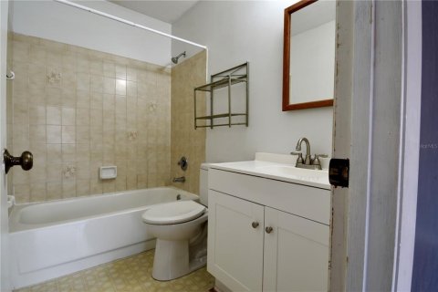 Condominio en venta en Gainesville, Florida, 2 dormitorios, 105.26 m2 № 1835385 - foto 19