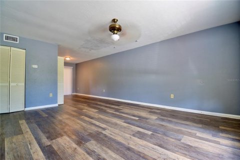 Condominio en venta en Gainesville, Florida, 2 dormitorios, 105.26 m2 № 1835385 - foto 6