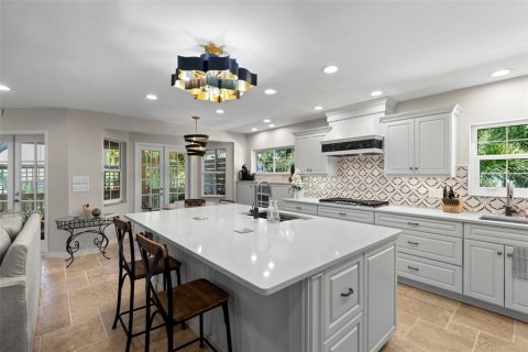 House in Tampa, Florida 3 bedrooms, 231.51 sq.m. № 1894703 - photo 9