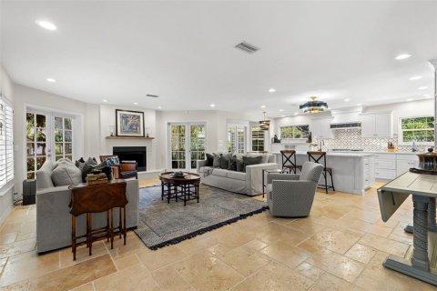 House in Tampa, Florida 3 bedrooms, 231.51 sq.m. № 1894703 - photo 8