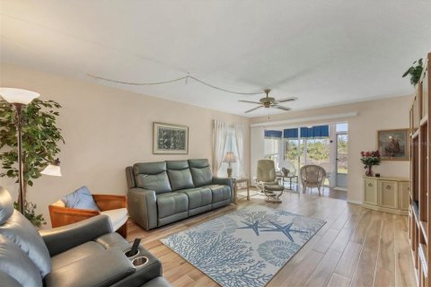 Copropriété à vendre à Englewood, Floride: 2 chambres, 110.65 m2 № 1548625 - photo 9