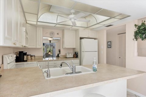 Copropriété à vendre à Englewood, Floride: 2 chambres, 110.65 m2 № 1548625 - photo 5
