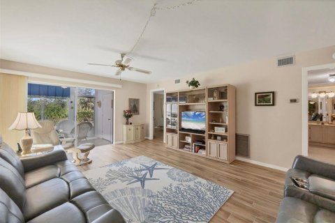 Copropriété à vendre à Englewood, Floride: 2 chambres, 110.65 m2 № 1548625 - photo 11