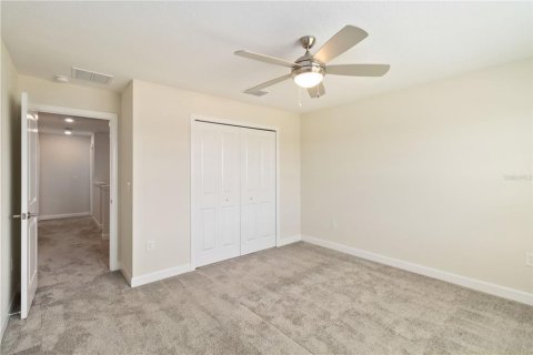 Townhouse in Winter Garden, Florida 4 bedrooms, 185.06 sq.m. № 1848447 - photo 29