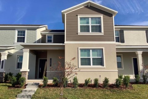 Townhouse in Winter Garden, Florida 4 bedrooms, 185.06 sq.m. № 1848447 - photo 1