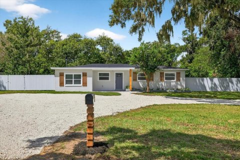 House in Valrico, Florida 4 bedrooms, 140.56 sq.m. № 1913164 - photo 16