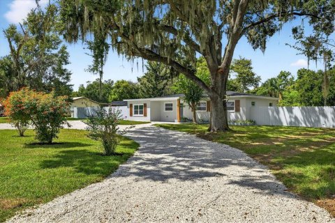 House in Valrico, Florida 4 bedrooms, 140.56 sq.m. № 1913164 - photo 18