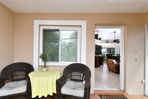 Villa ou maison à vendre à Punta Gorda, Floride: 3 chambres, 156.35 m2 № 2406541 - photo 4