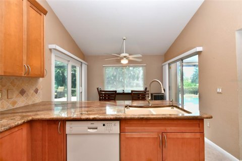 Villa ou maison à vendre à Punta Gorda, Floride: 3 chambres, 156.35 m2 № 2406541 - photo 11