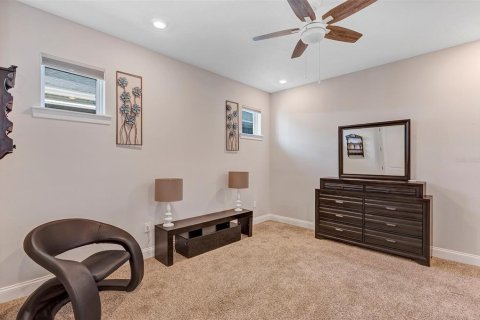 Villa ou maison à louer à Orlando, Floride: 2 chambres, 132.11 m2 № 2398819 - photo 17