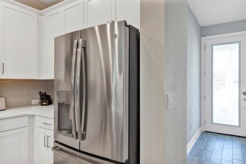 Villa ou maison à louer à Orlando, Floride: 2 chambres, 132.11 m2 № 2398819 - photo 30
