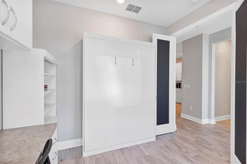 Villa ou maison à louer à Orlando, Floride: 2 chambres, 132.11 m2 № 2398819 - photo 8