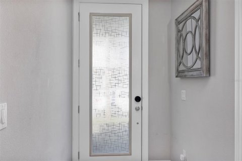 Villa ou maison à louer à Orlando, Floride: 2 chambres, 132.11 m2 № 2398819 - photo 5